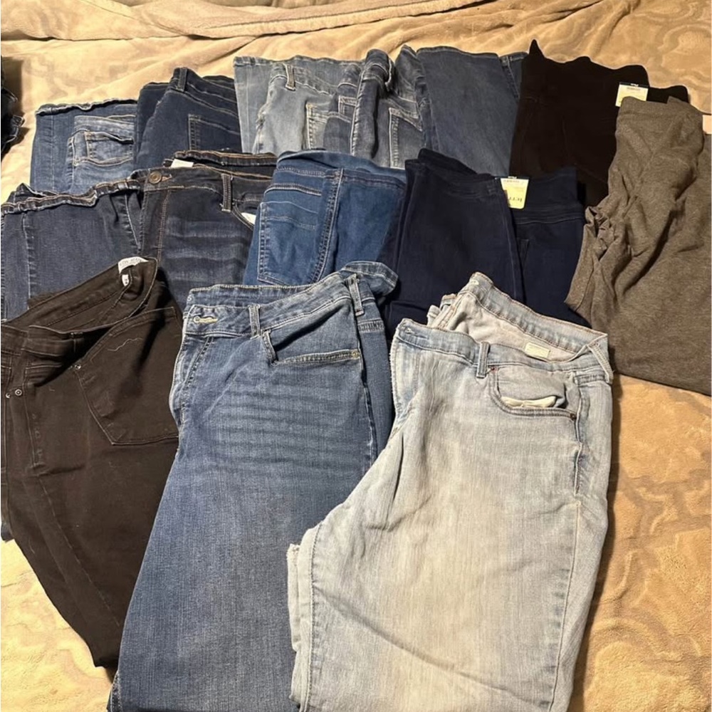 Women’s size 18 jeans lot